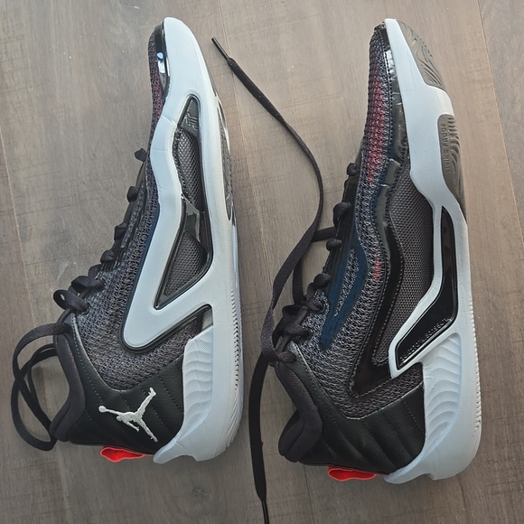 JORDAN TATUM 1 SIZE 10.5US MENS - Picture 4 of 7